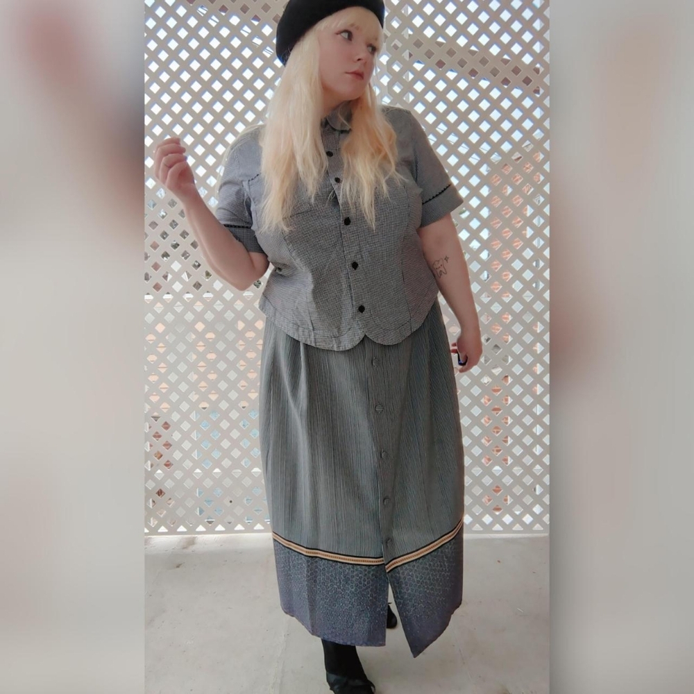 Vintage Versaille Collection Black, Gray, Purple, & Yellow Striped Skirt